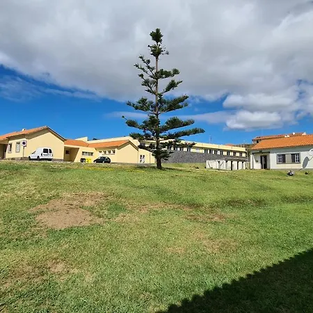 Moradias Estacao Radio Naval , Moradia Do Porto * Lajes das Flores