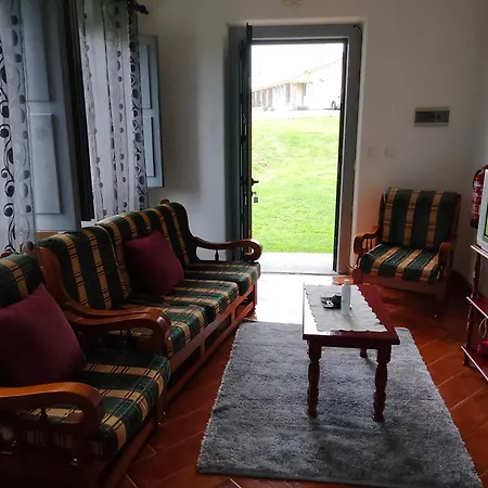 別荘 Moradias Estacao Radio Naval , Moradia Do Porto Lajes das Flores